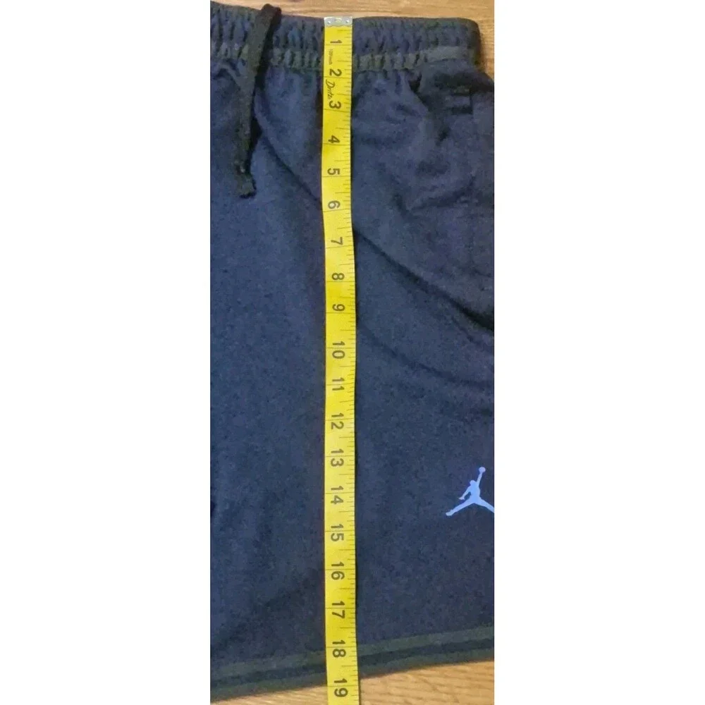 Jordan Navy North Carolina Tar Heels Primary Logo Form Dri-FIT Shorts Men's L